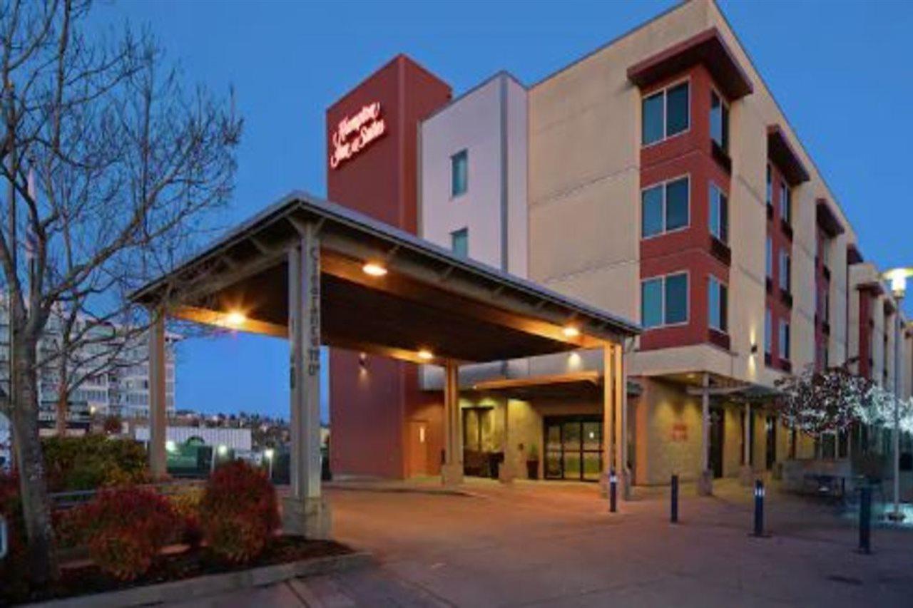 Hampton Inn & Suites Bremerton Esterno foto